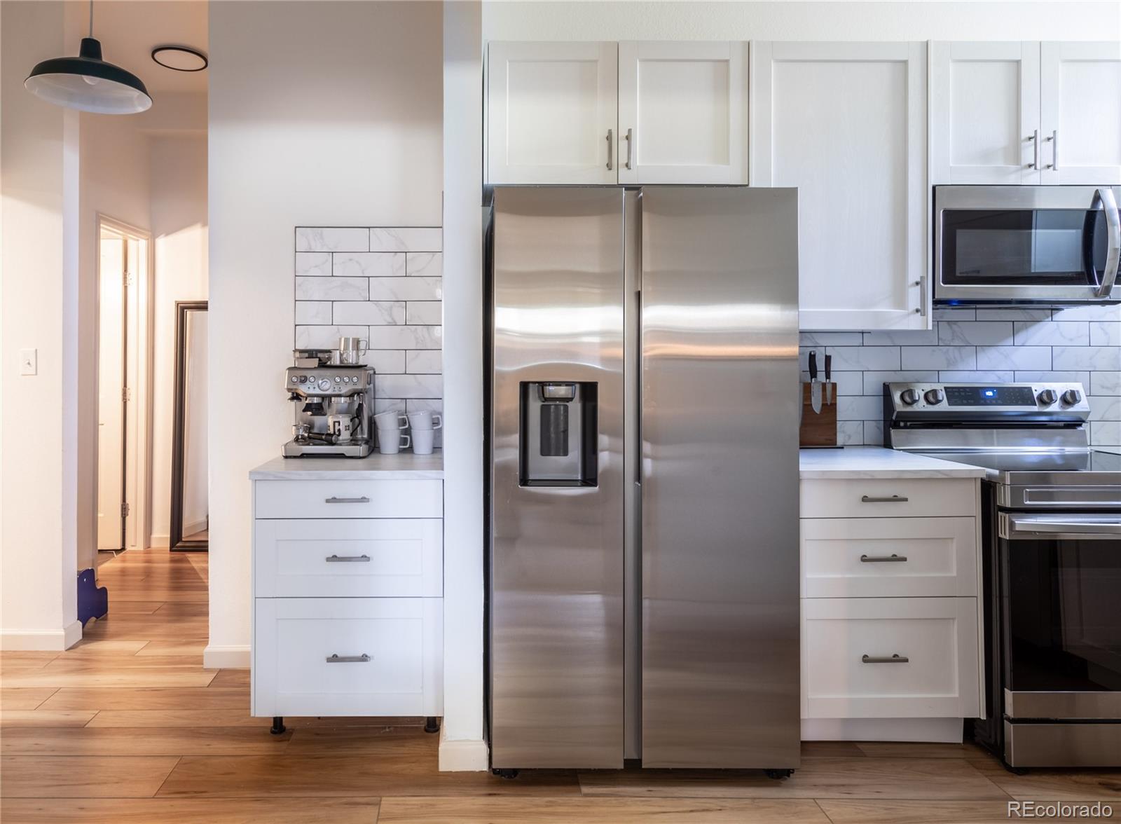 MLS Image #11 for 108 w byers place g1,denver, Colorado