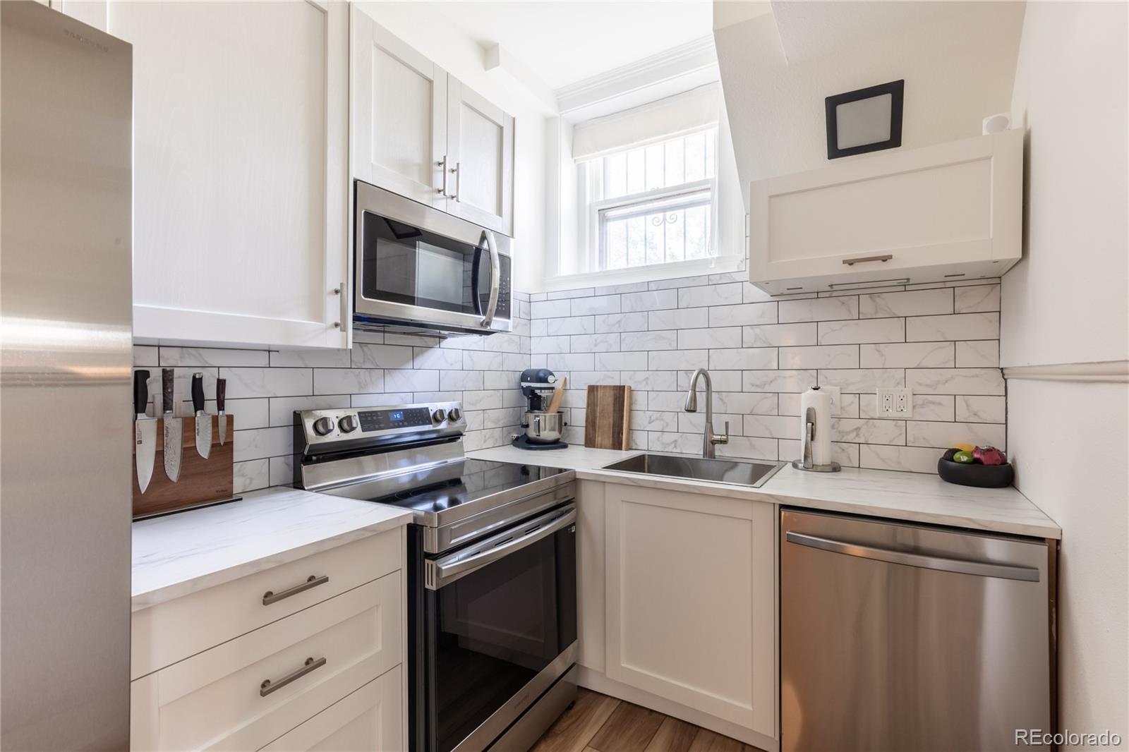 MLS Image #12 for 108 w byers place g1,denver, Colorado