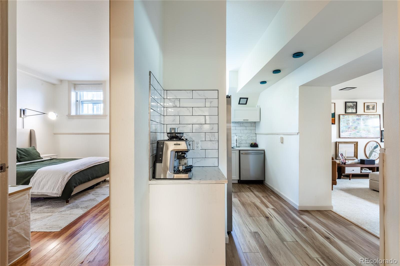 MLS Image #13 for 108 w byers place g1,denver, Colorado