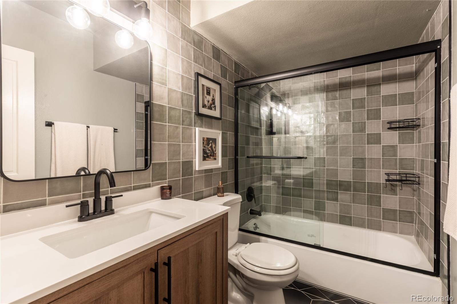 MLS Image #16 for 108 w byers place g1,denver, Colorado