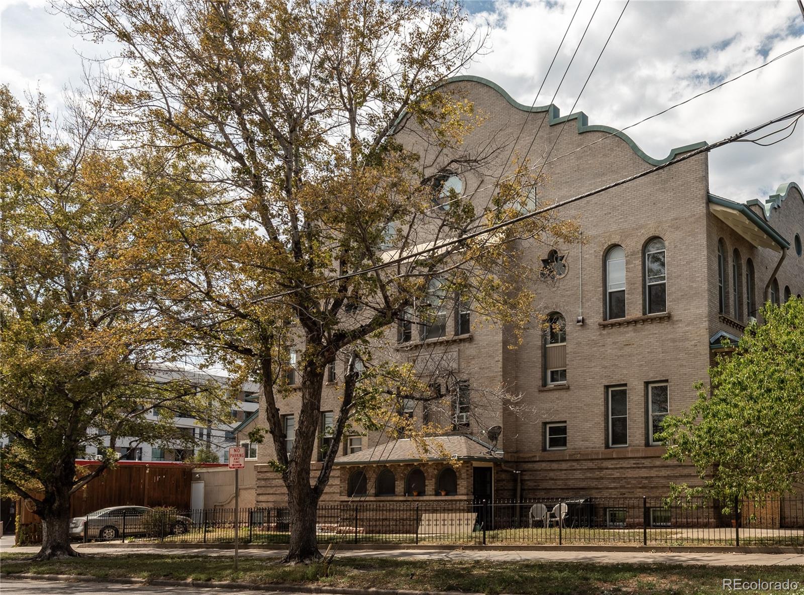 MLS Image #2 for 108 w byers place g1,denver, Colorado