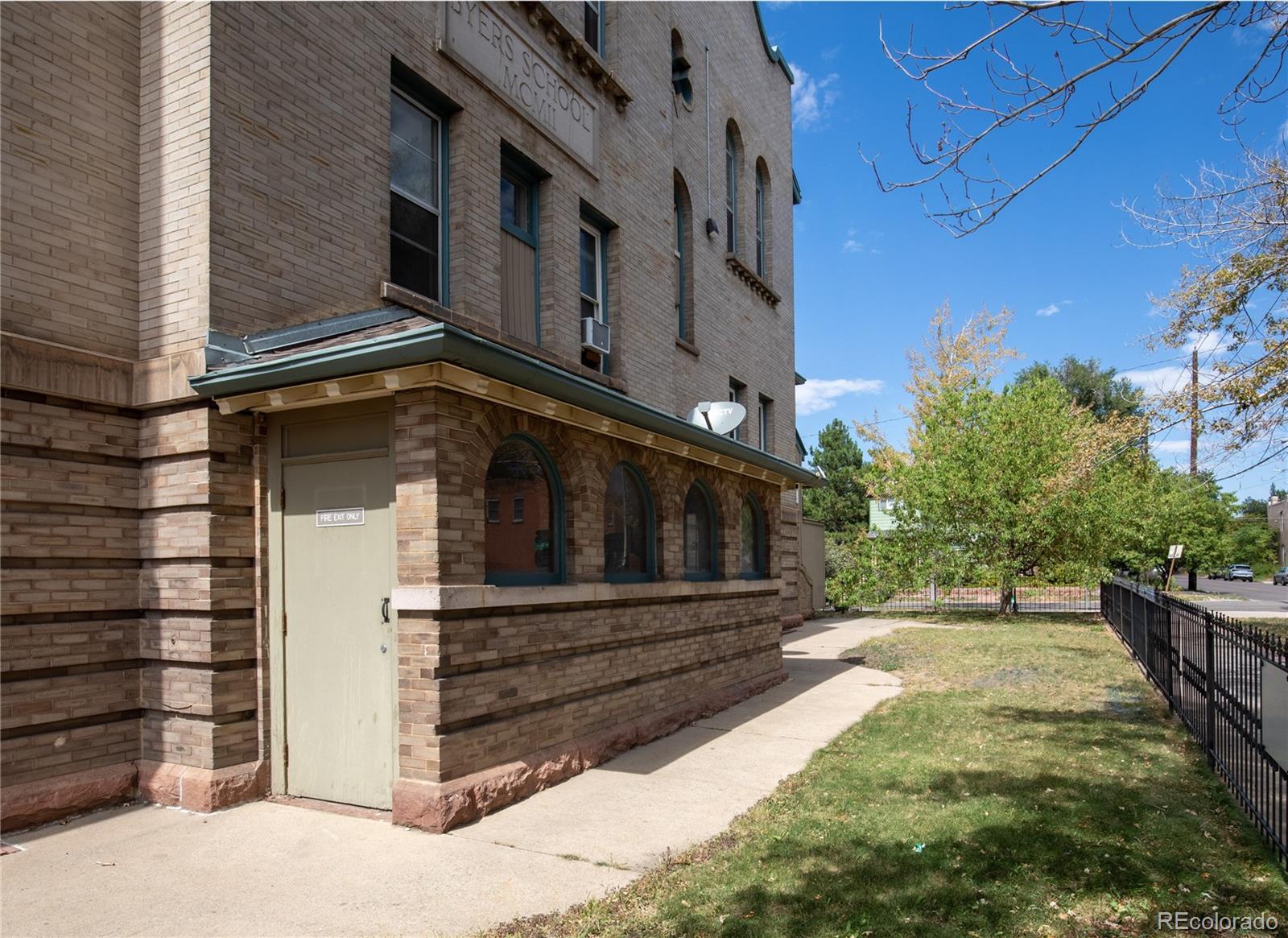 MLS Image #22 for 108 w byers place g1,denver, Colorado