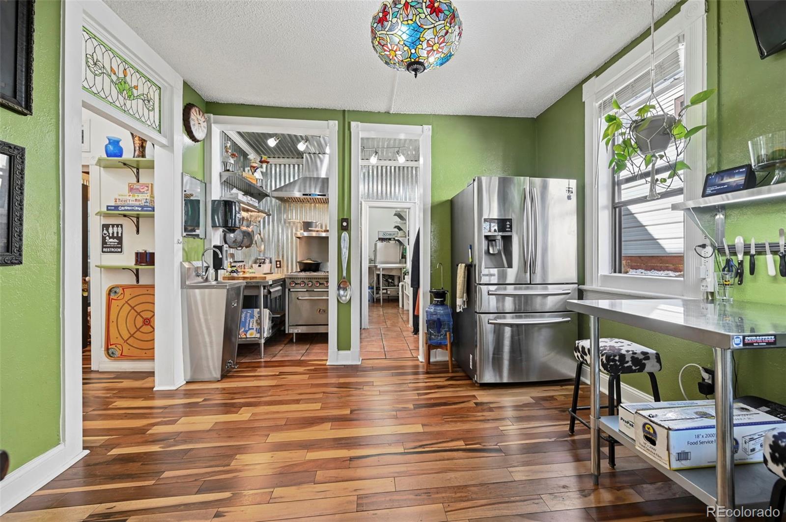MLS Image #10 for 323 e boulder street,colorado springs, Colorado