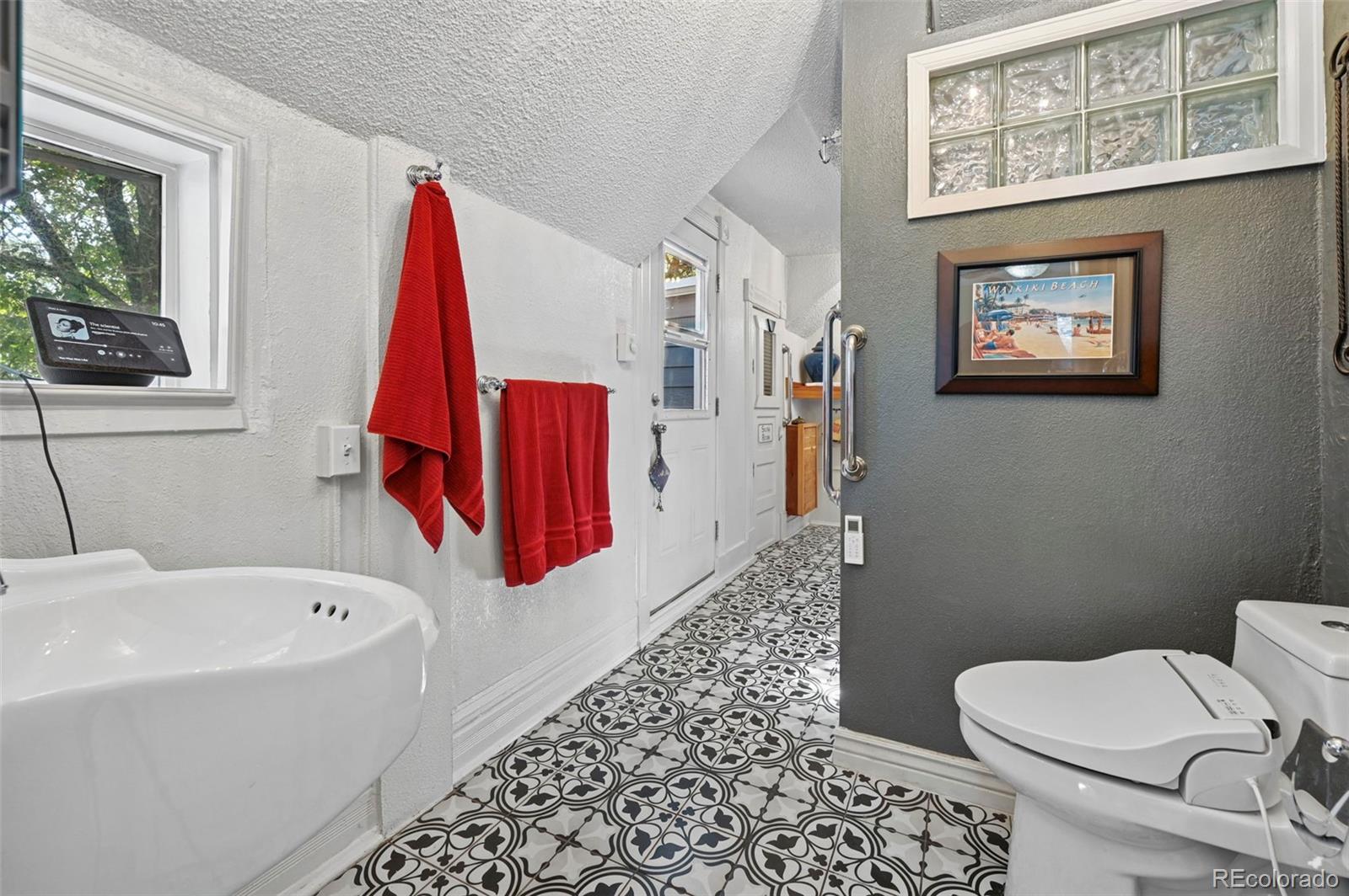 MLS Image #33 for 323 e boulder street,colorado springs, Colorado