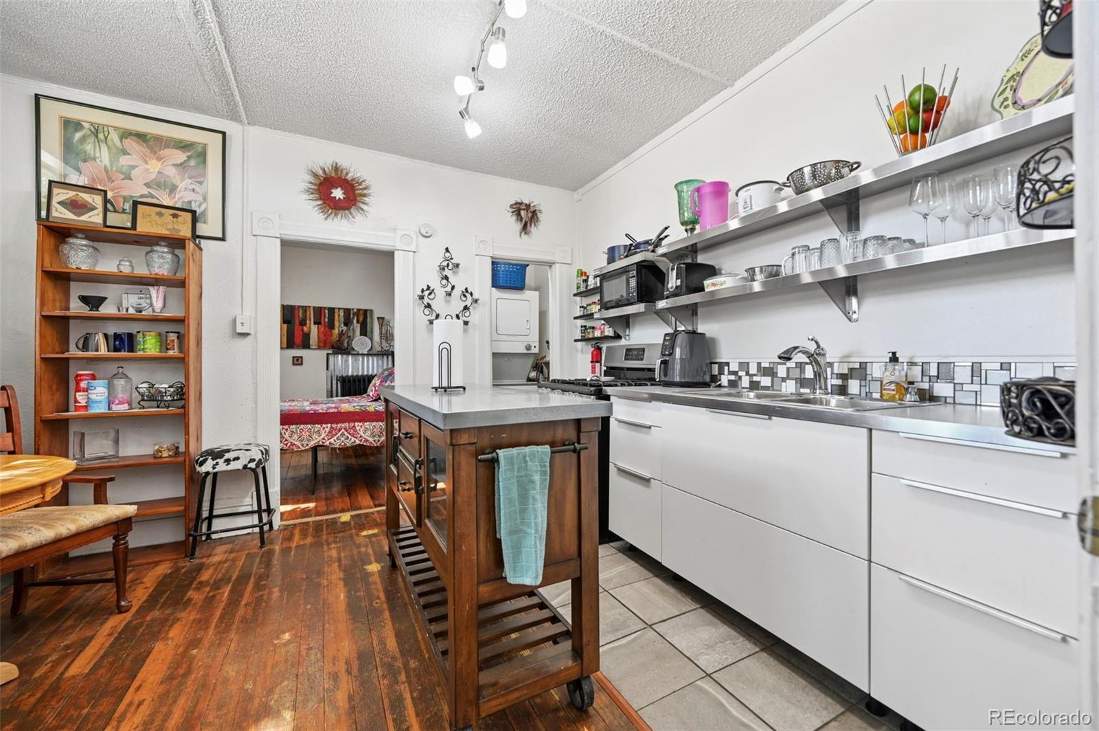 MLS Image #40 for 323 e boulder street,colorado springs, Colorado
