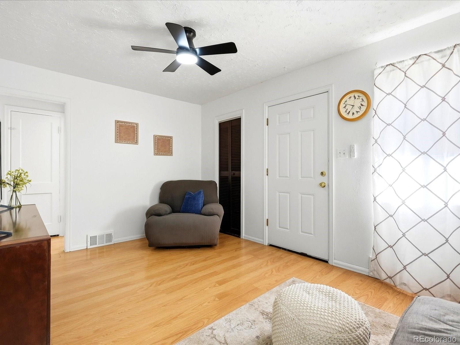 MLS Image #4 for 3445  dahlia street,denver, Colorado