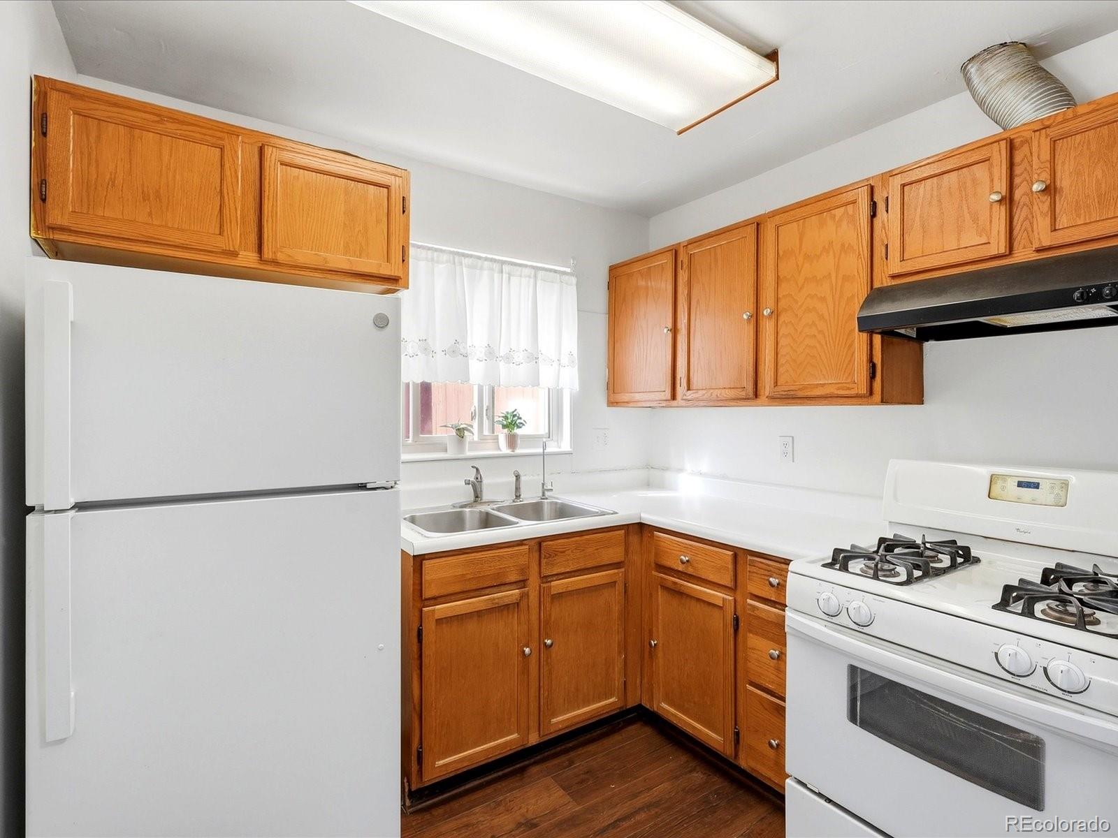 MLS Image #7 for 3445  dahlia street,denver, Colorado