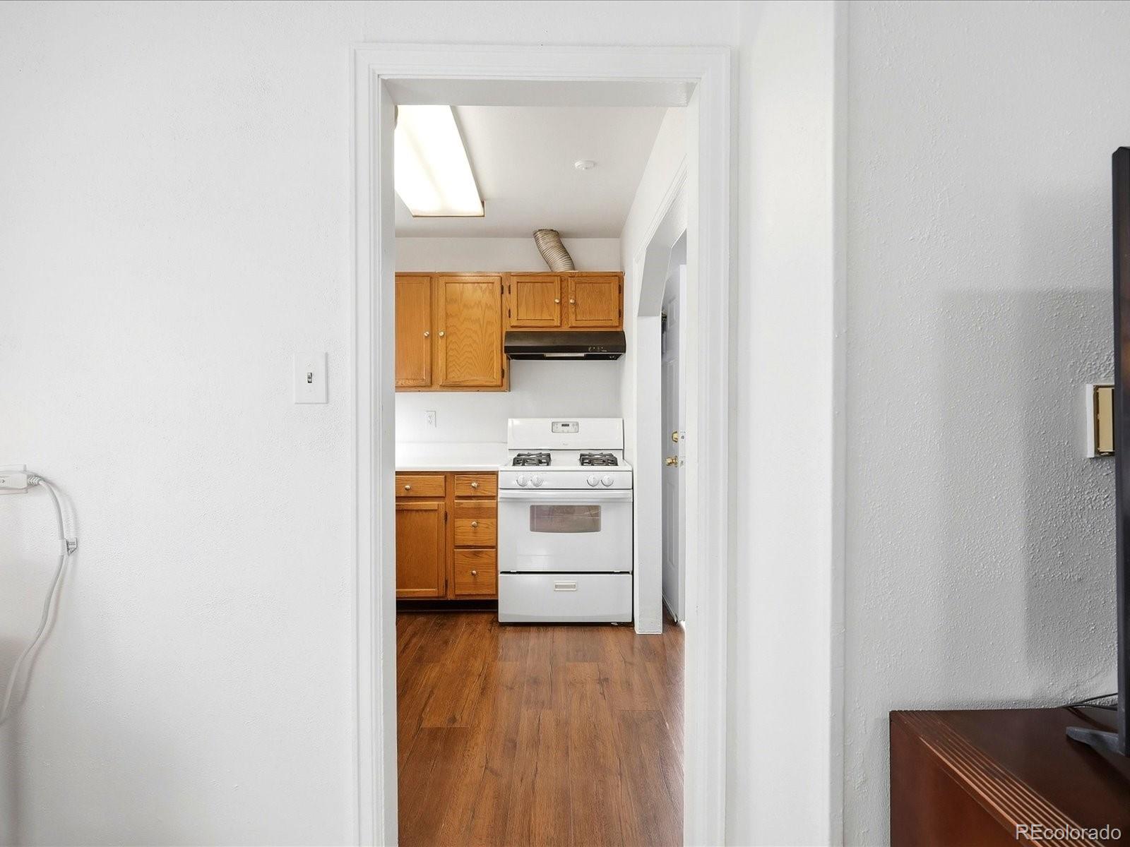 MLS Image #9 for 3445  dahlia street,denver, Colorado