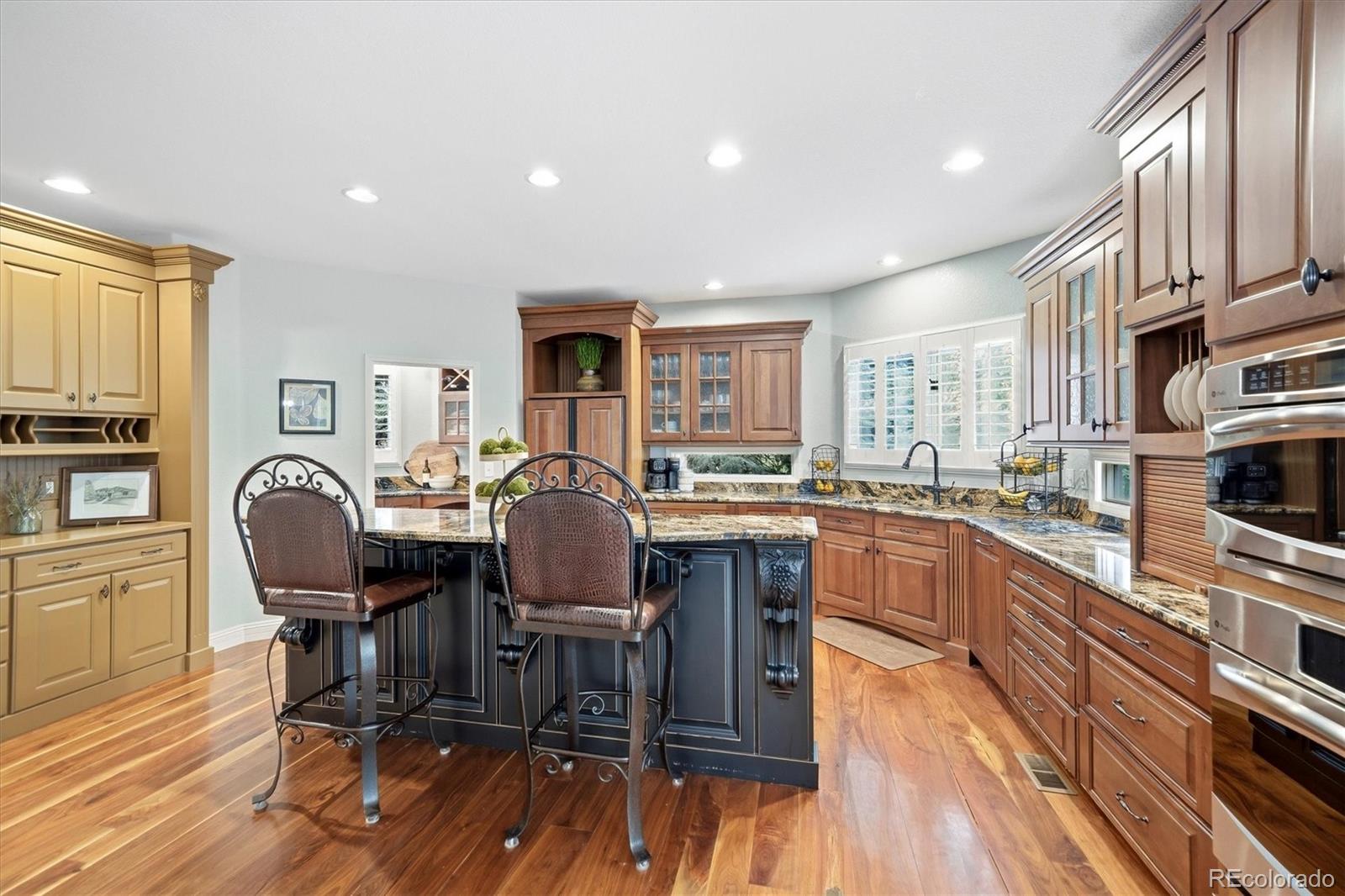 MLS Image #3 for 10  antler court,littleton, Colorado