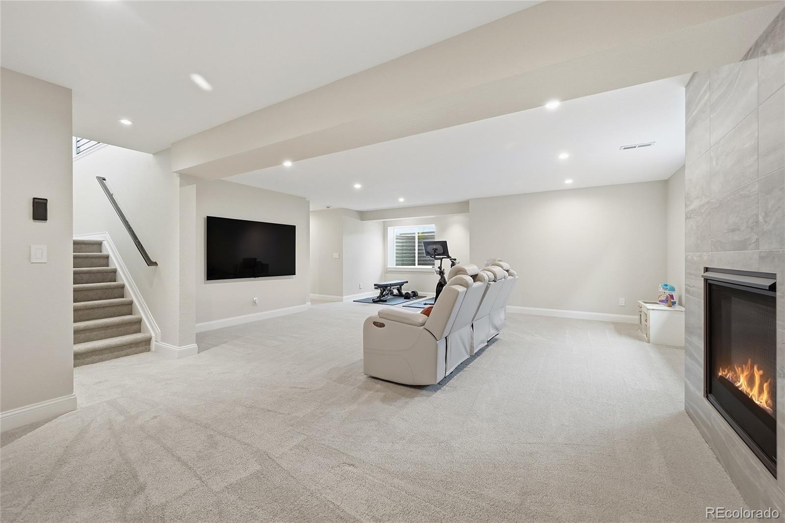 MLS Image #16 for 19085 w 94th avenue,arvada, Colorado