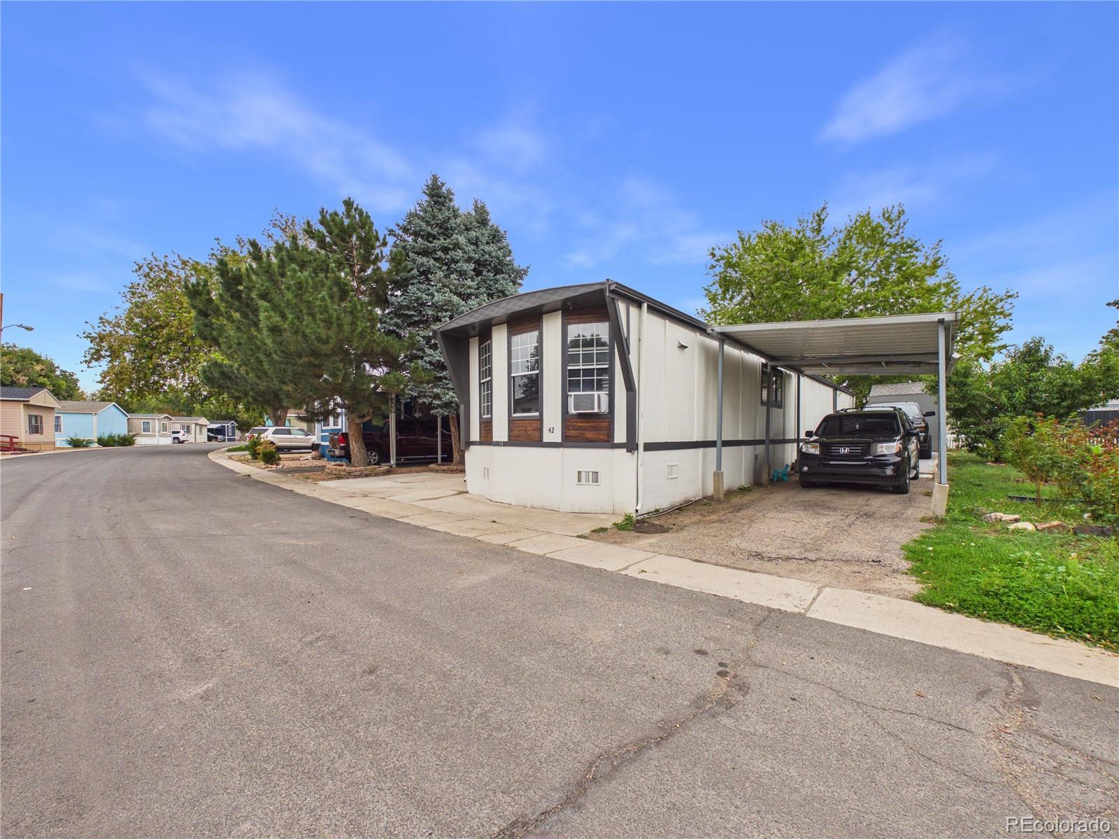 MLS Image #2 for 17034 e buchanan place,aurora, Colorado
