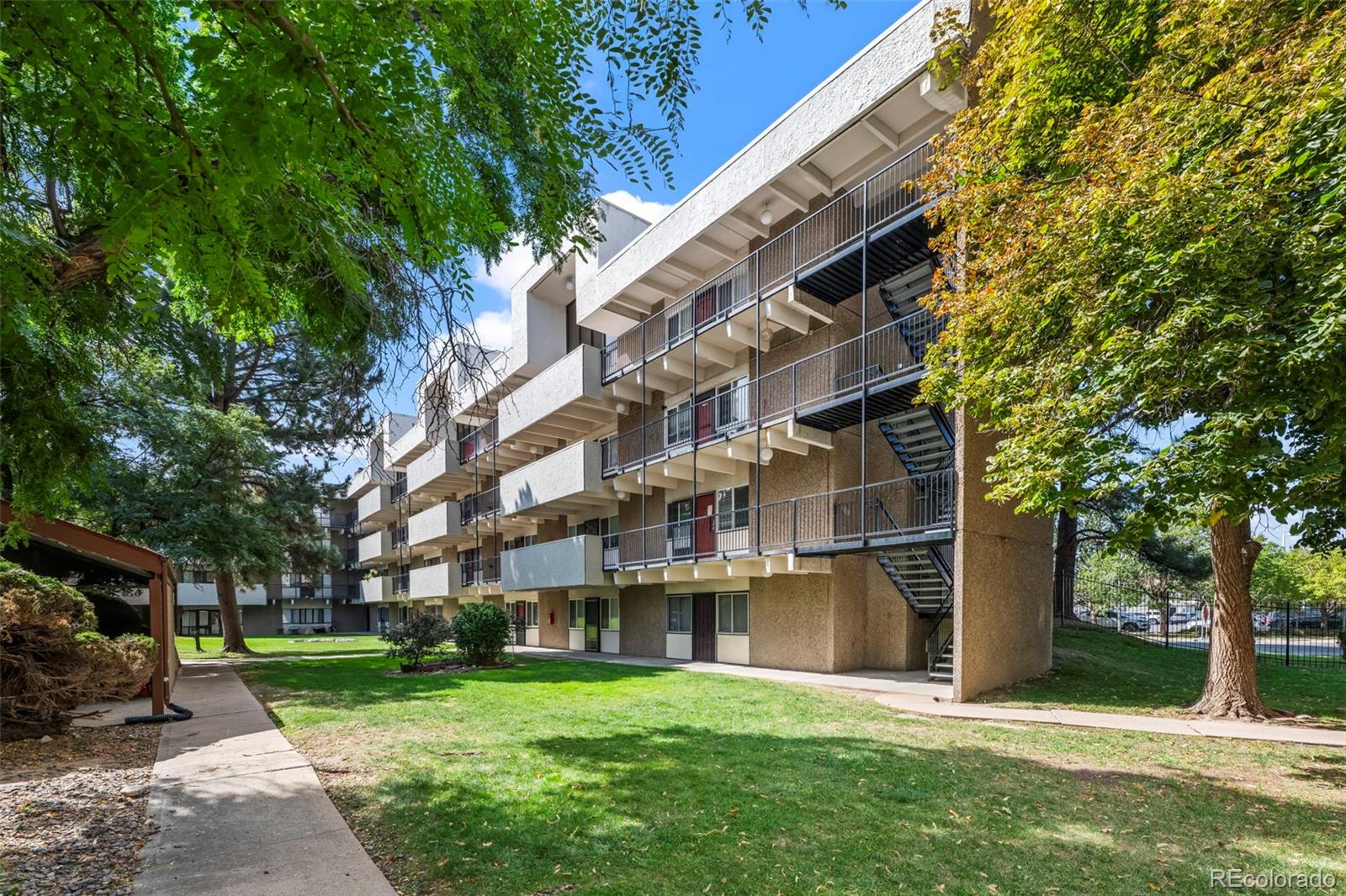 MLS Image #1 for 384 s ironton street 201,aurora, Colorado