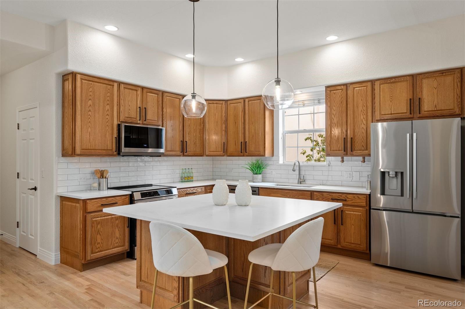 MLS Image #2 for 1087  syracuse street,denver, Colorado