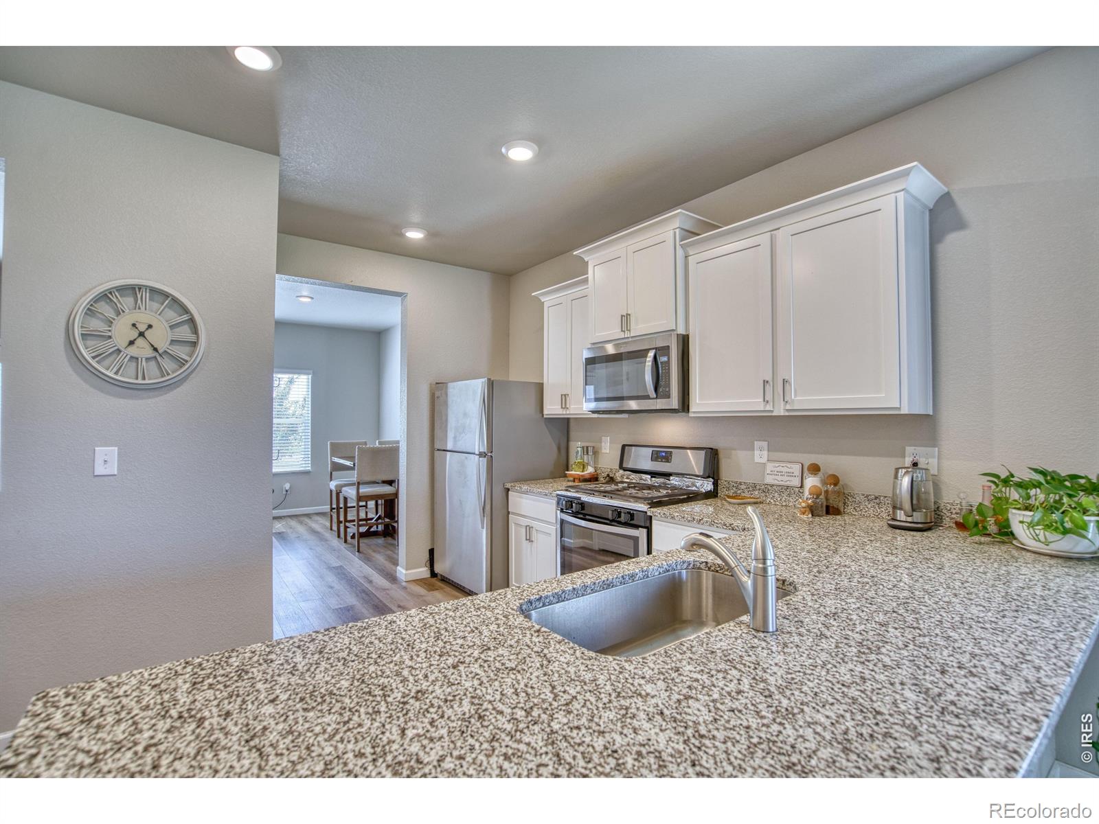 MLS Image #6 for 1127  savona avenue,fort lupton, Colorado