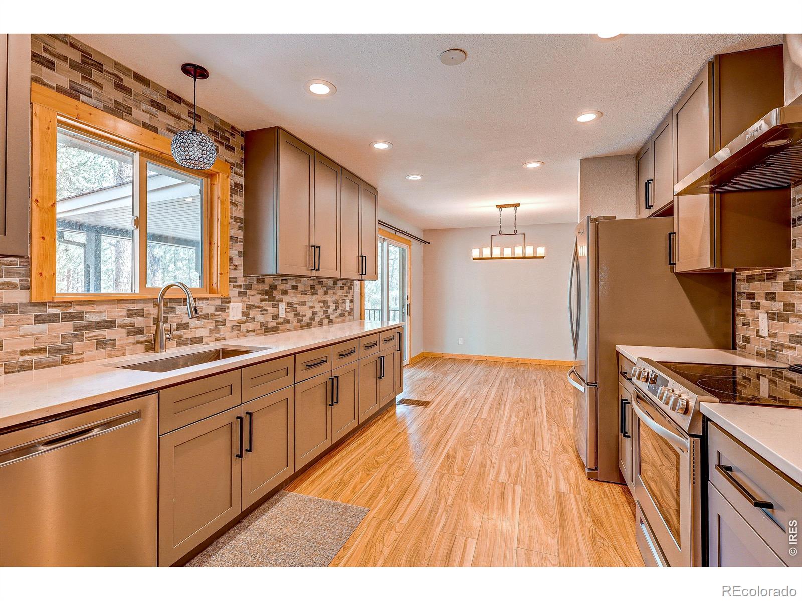 MLS Image #8 for 166  cherokee road,lyons, Colorado