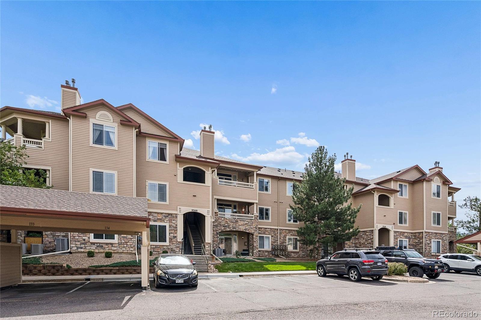 MLS Image #2 for 9568 w san juan circle,littleton, Colorado