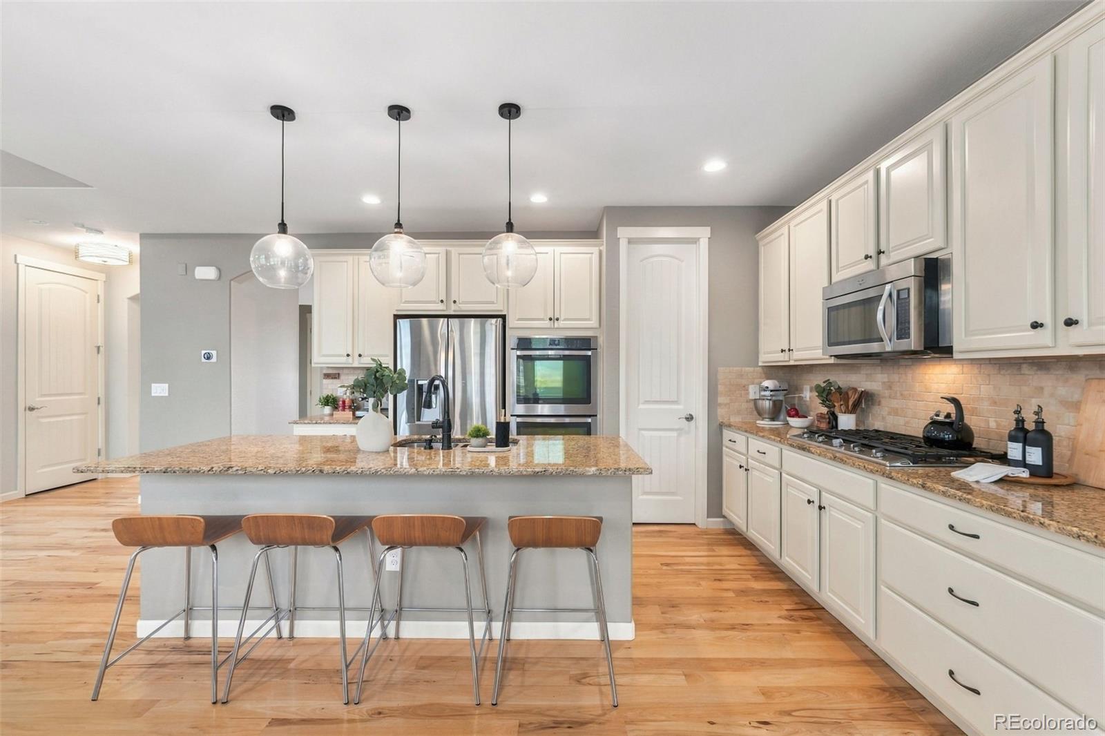 MLS Image #13 for 5165  barn owl court,morrison, Colorado