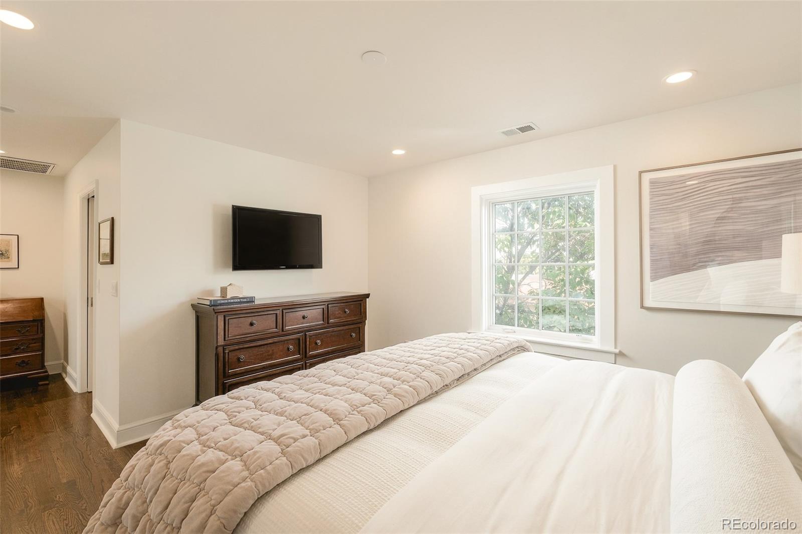 MLS Image #23 for 395  albion street,denver, Colorado