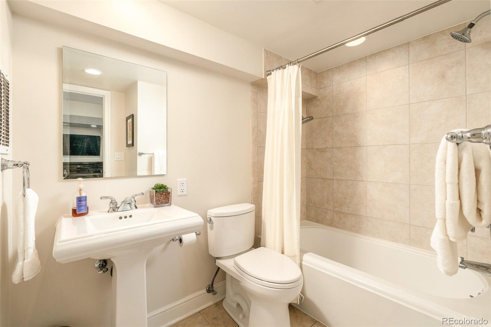 MLS Image #42 for 395  albion street,denver, Colorado