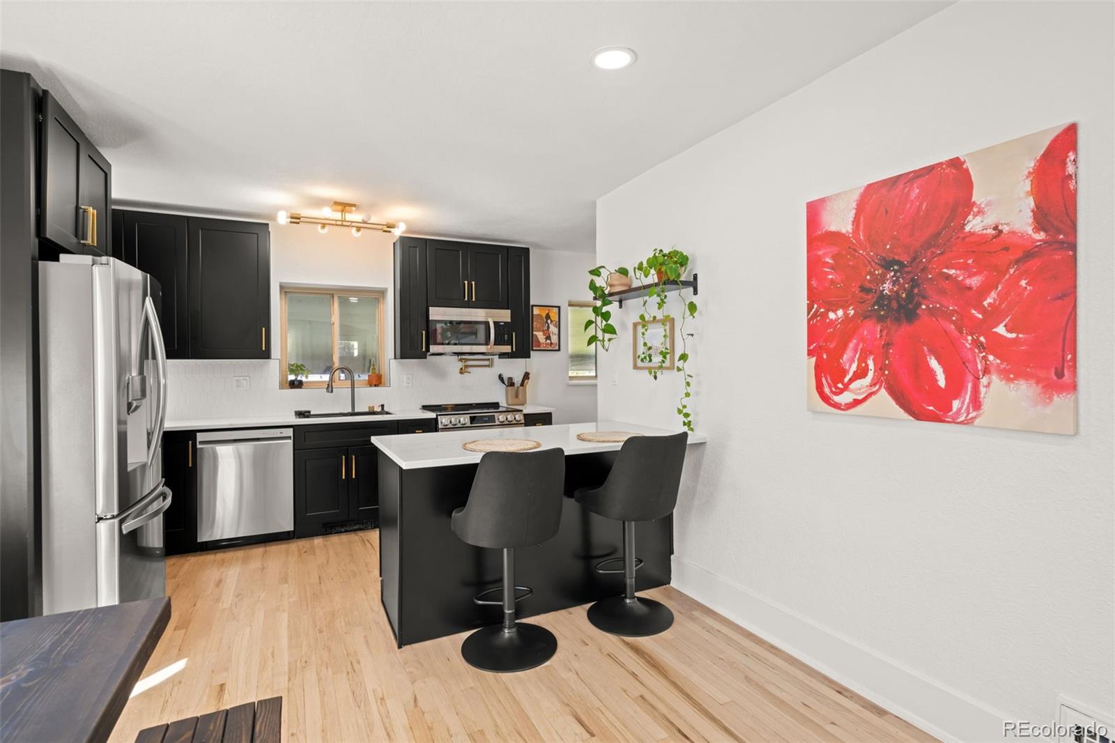 MLS Image #11 for 3553 n clayton street,denver, Colorado