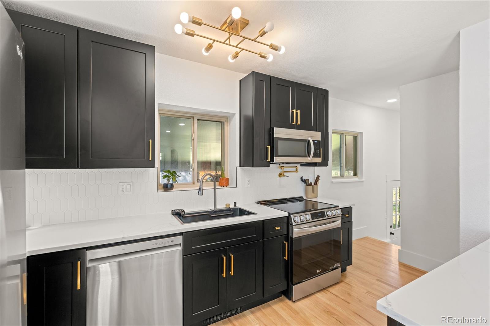 MLS Image #13 for 3553 n clayton street,denver, Colorado
