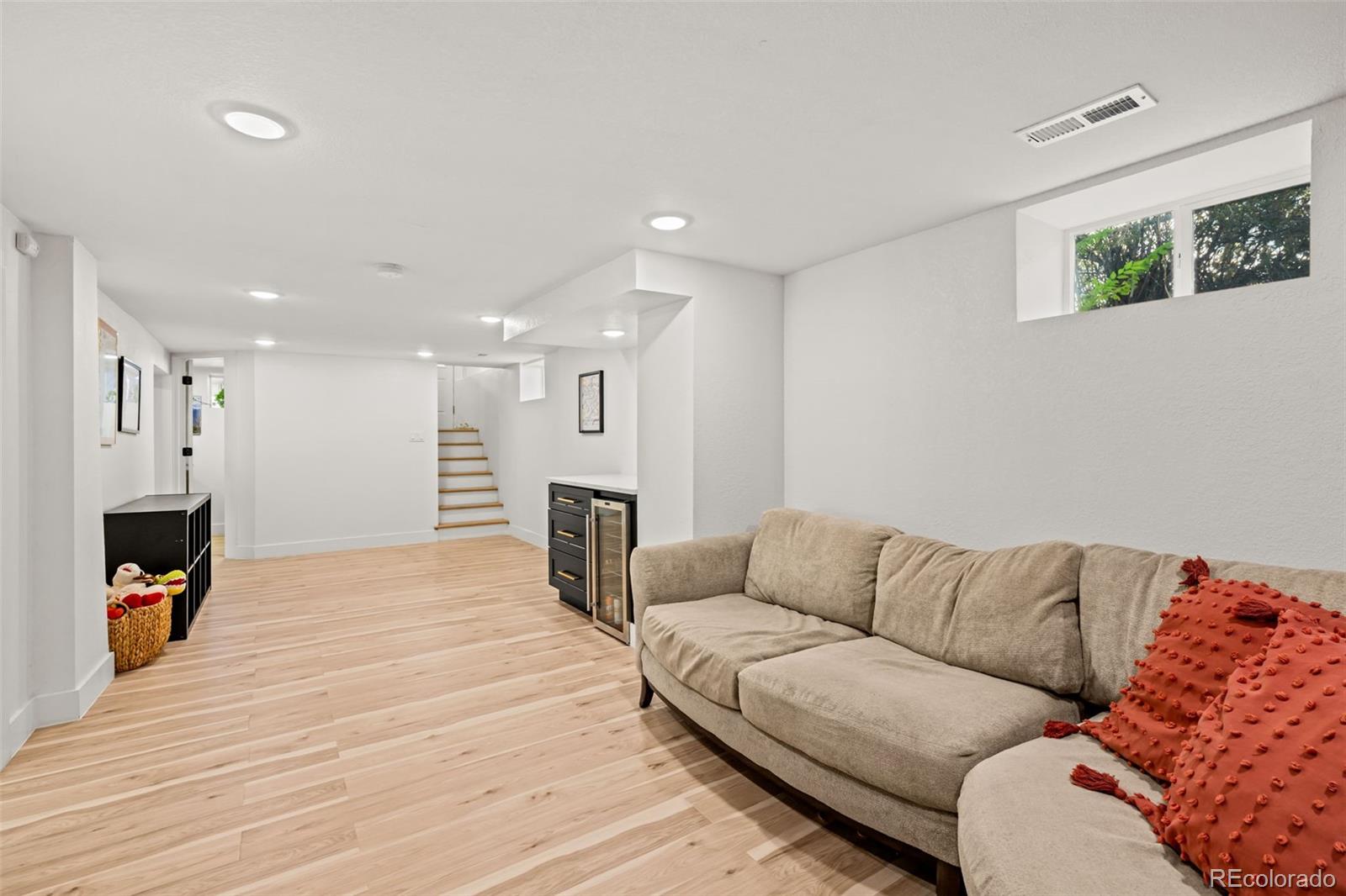MLS Image #24 for 3553 n clayton street,denver, Colorado