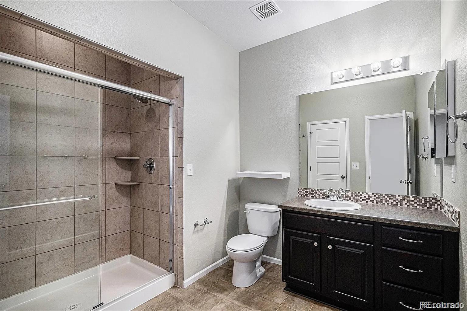 MLS Image #11 for 5048 n andes street,denver, Colorado