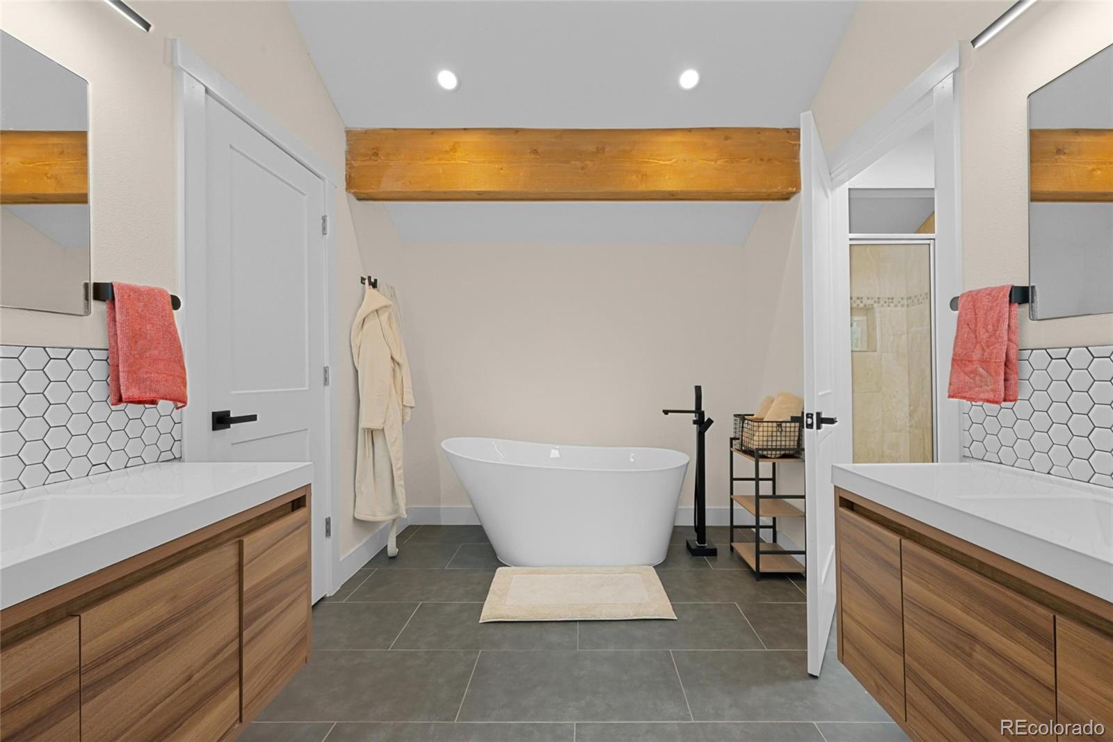 MLS Image #16 for 7765 s madison circle,centennial, Colorado