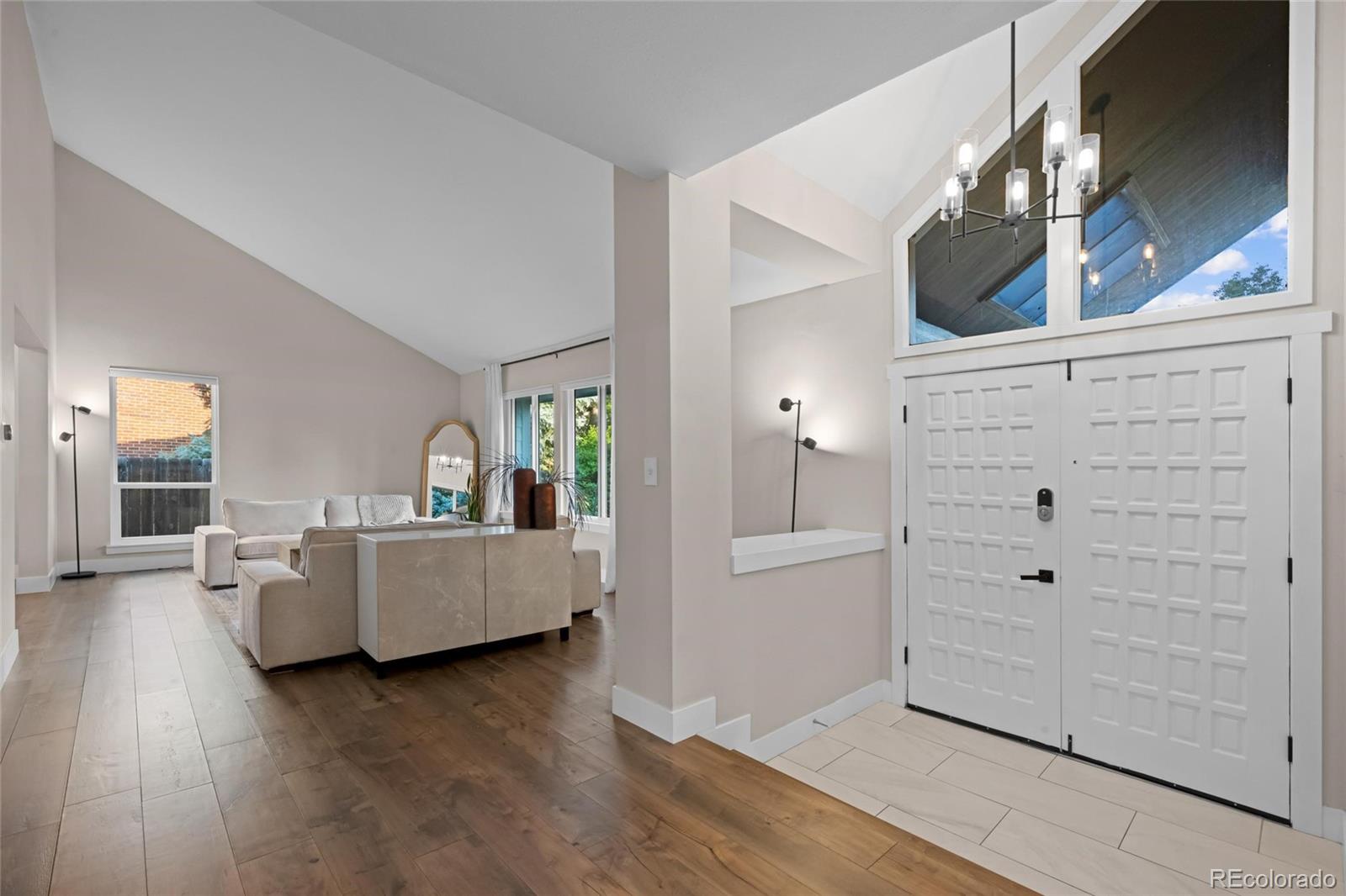 MLS Image #3 for 7765 s madison circle,centennial, Colorado