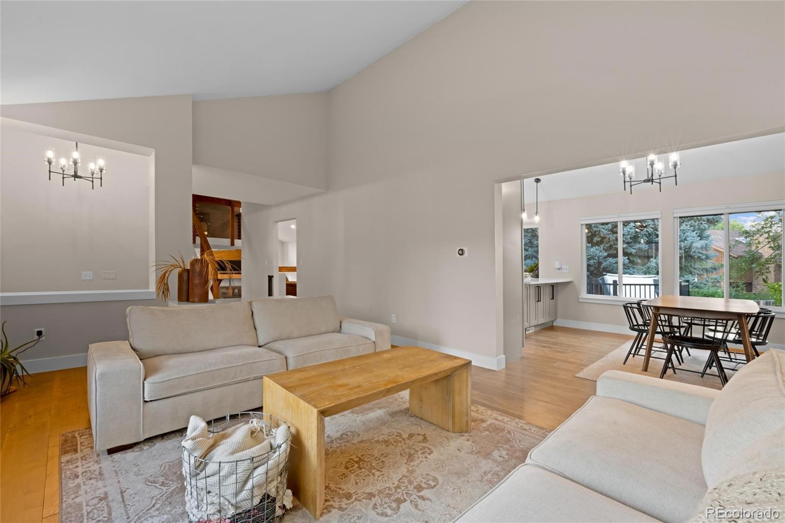 MLS Image #4 for 7765 s madison circle,centennial, Colorado