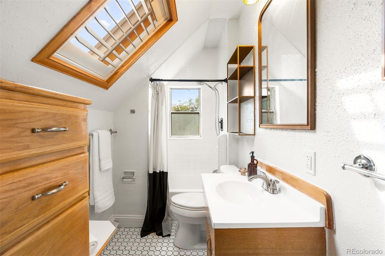 MLS Image #18 for 2081 s grant street,denver, Colorado