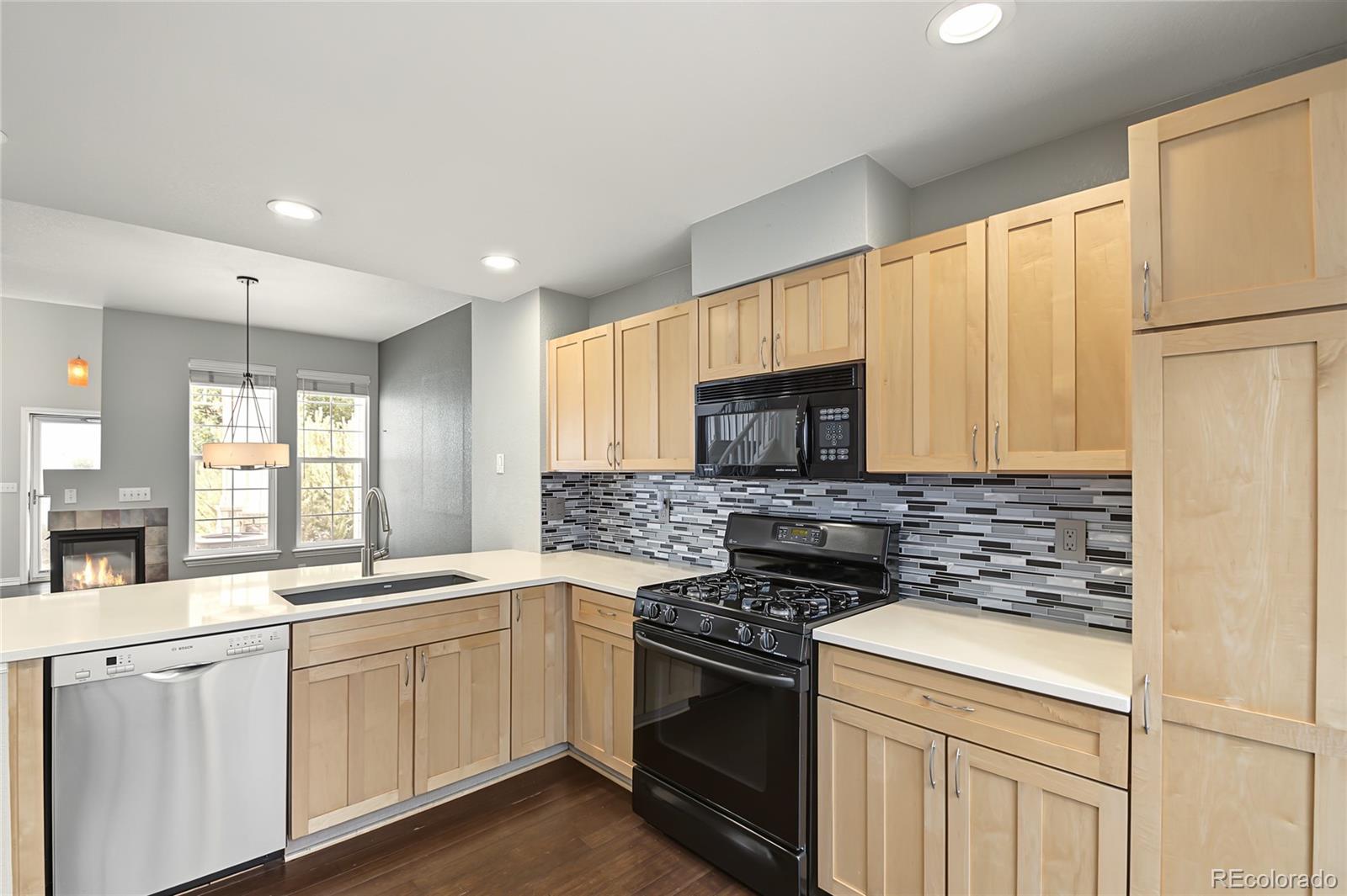 MLS Image #8 for 5155 w quincy avenue,denver, Colorado
