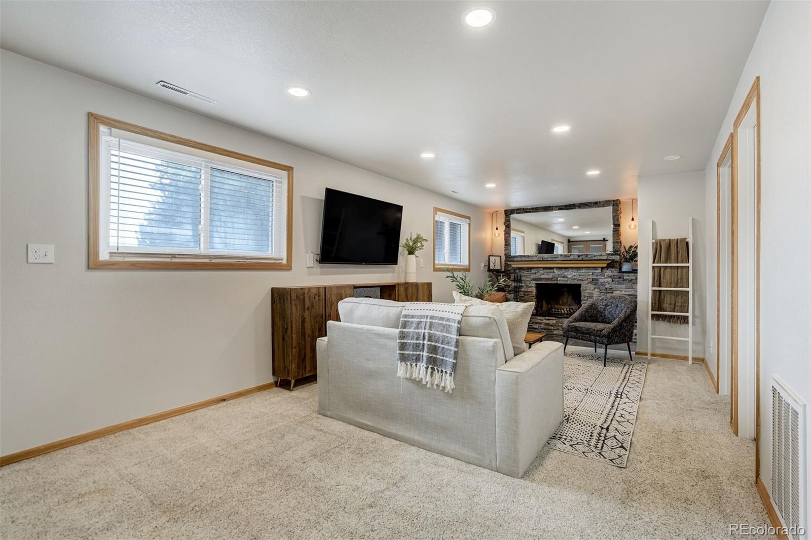 MLS Image #20 for 1760  peterson road,colorado springs, Colorado