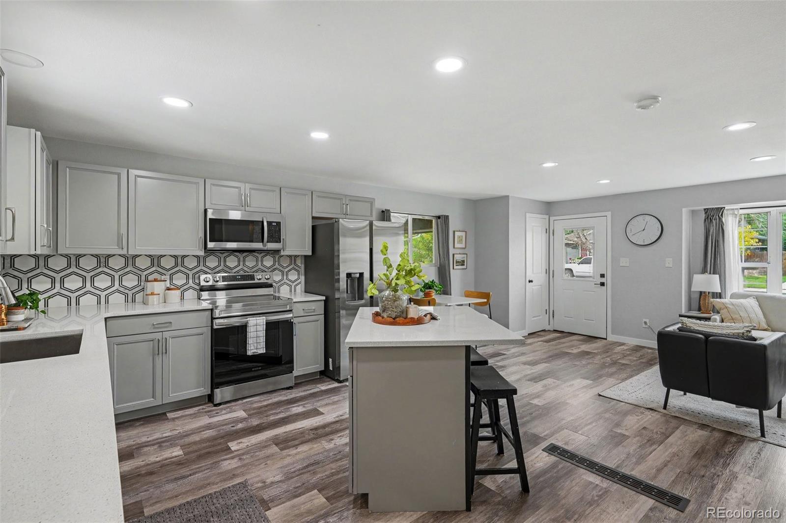 MLS Image #10 for 6770 s clermont street,centennial, Colorado