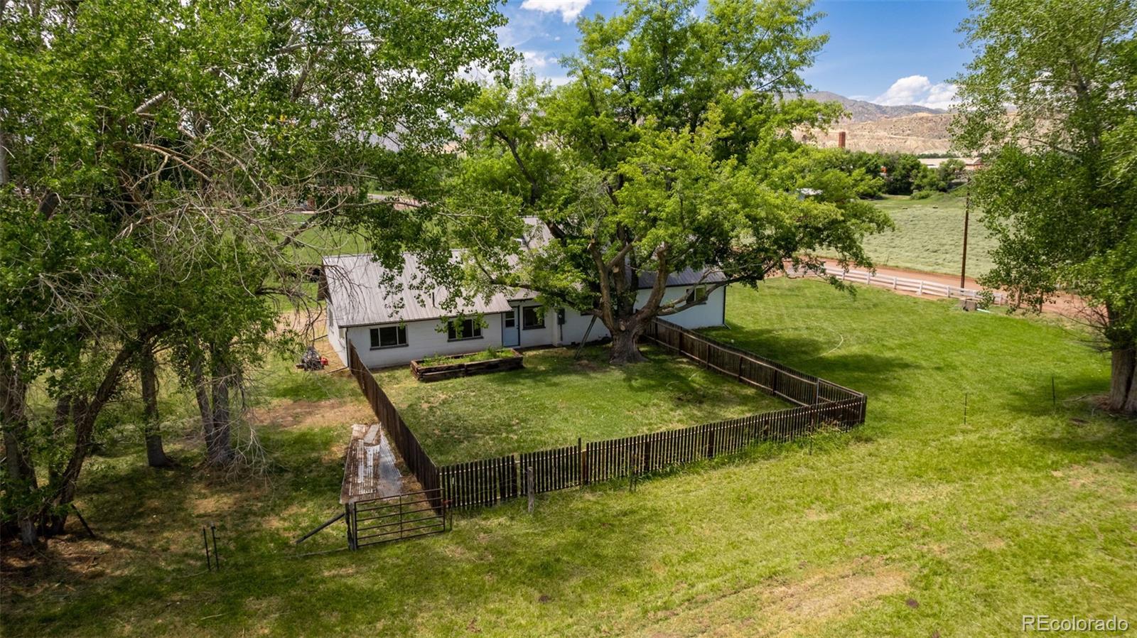 MLS Image #37 for 1202  vine street,canon city, Colorado