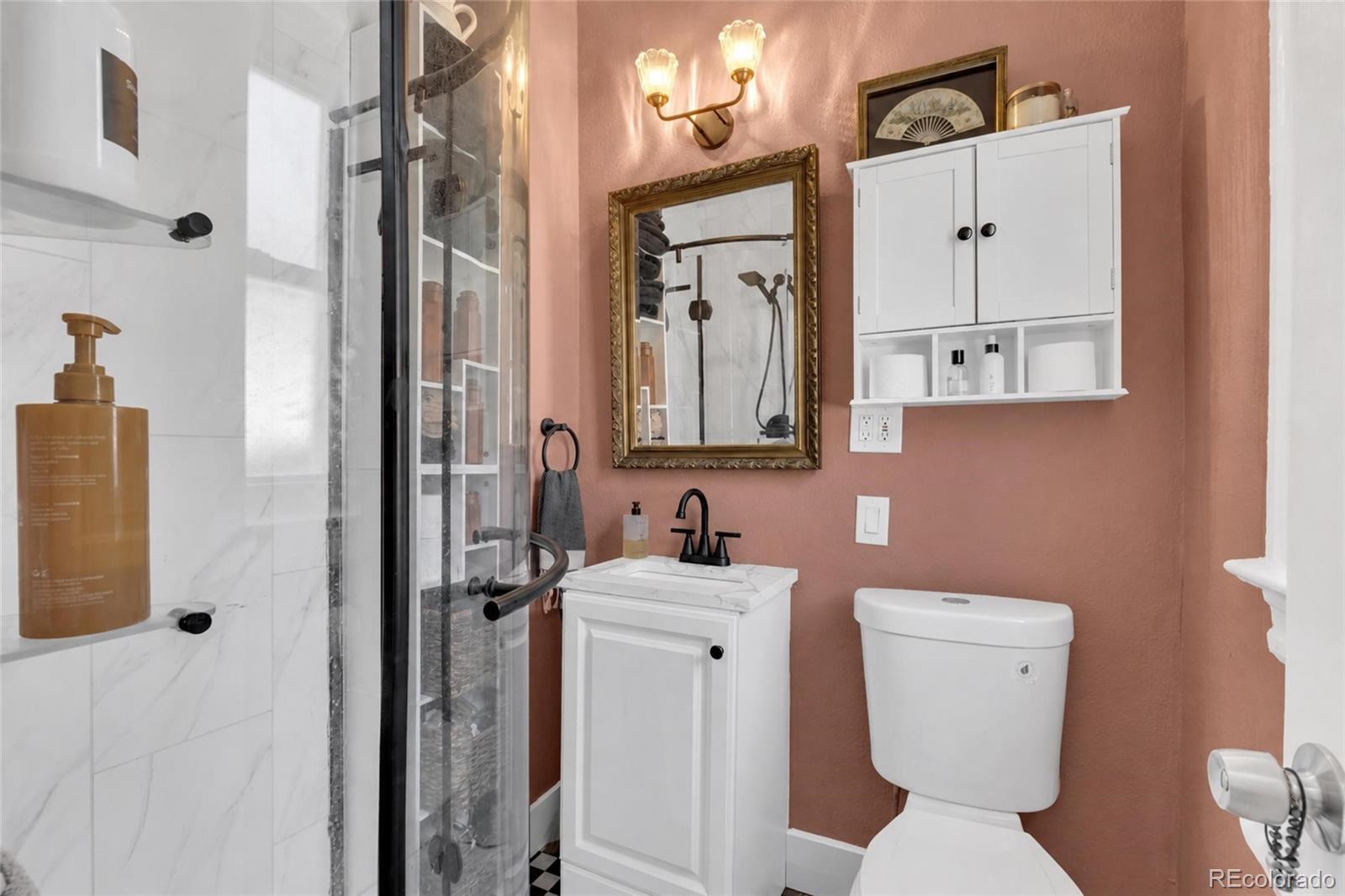 MLS Image #11 for 105 w maple avenue,denver, Colorado