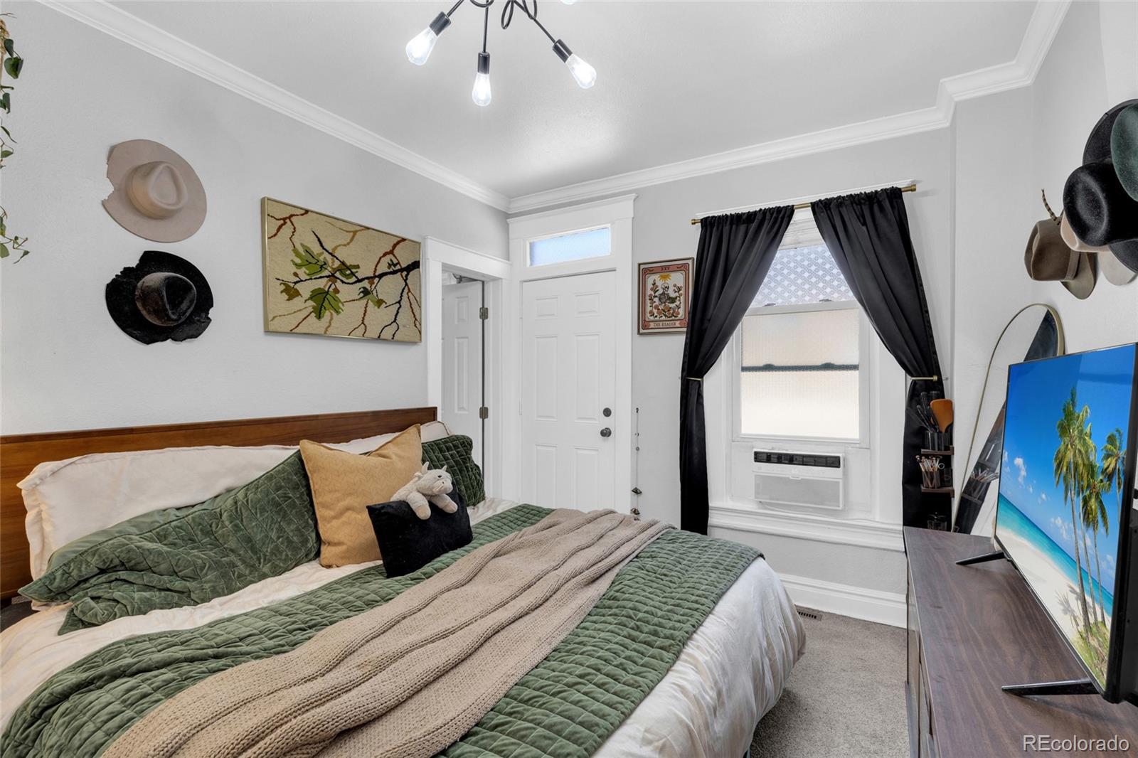 MLS Image #12 for 105 w maple avenue,denver, Colorado