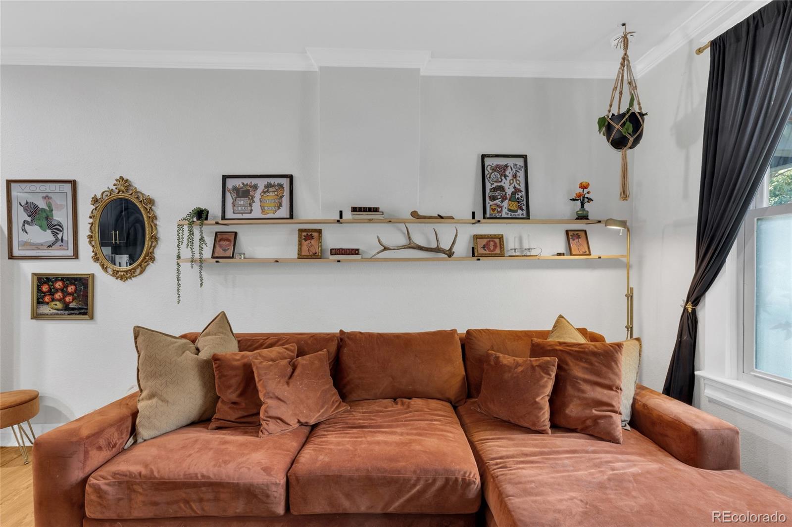 MLS Image #3 for 105 w maple avenue,denver, Colorado