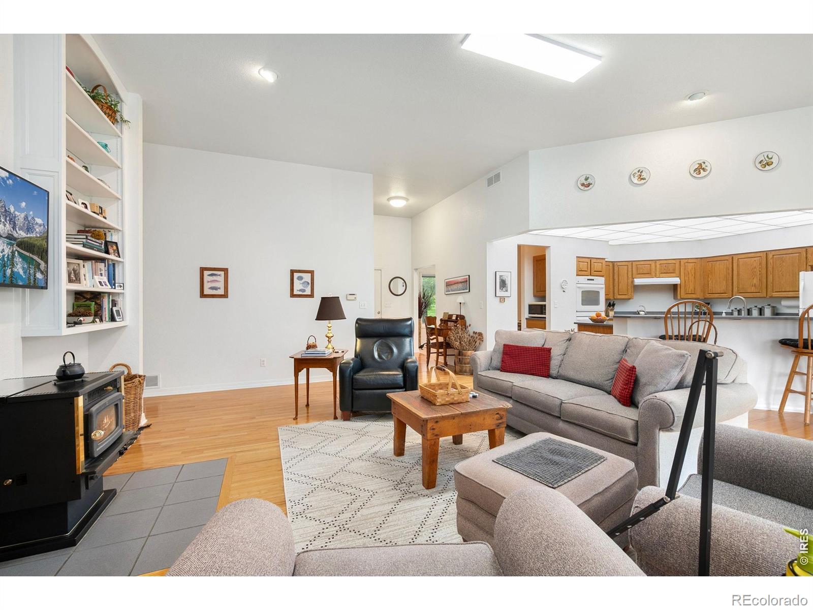 MLS Image #10 for 218  grand view circle,mead, Colorado