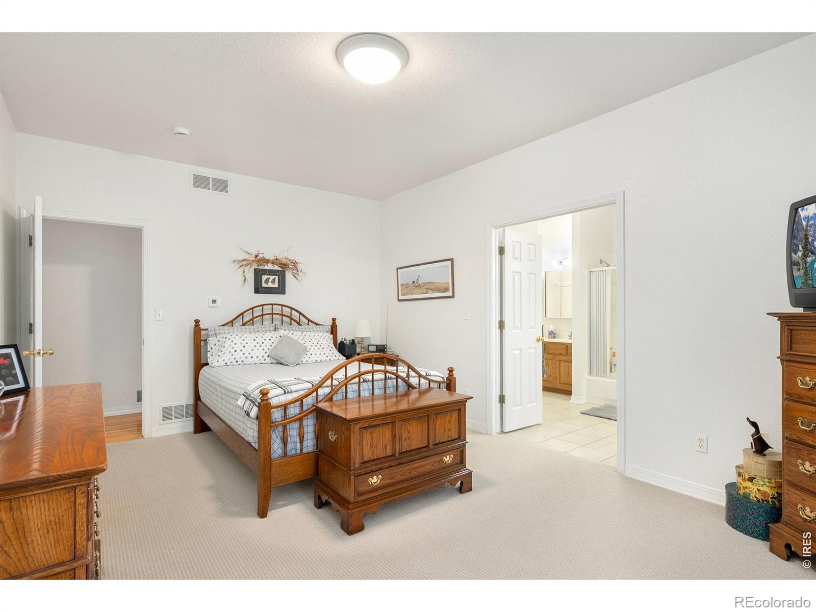 MLS Image #15 for 218  grand view circle,mead, Colorado