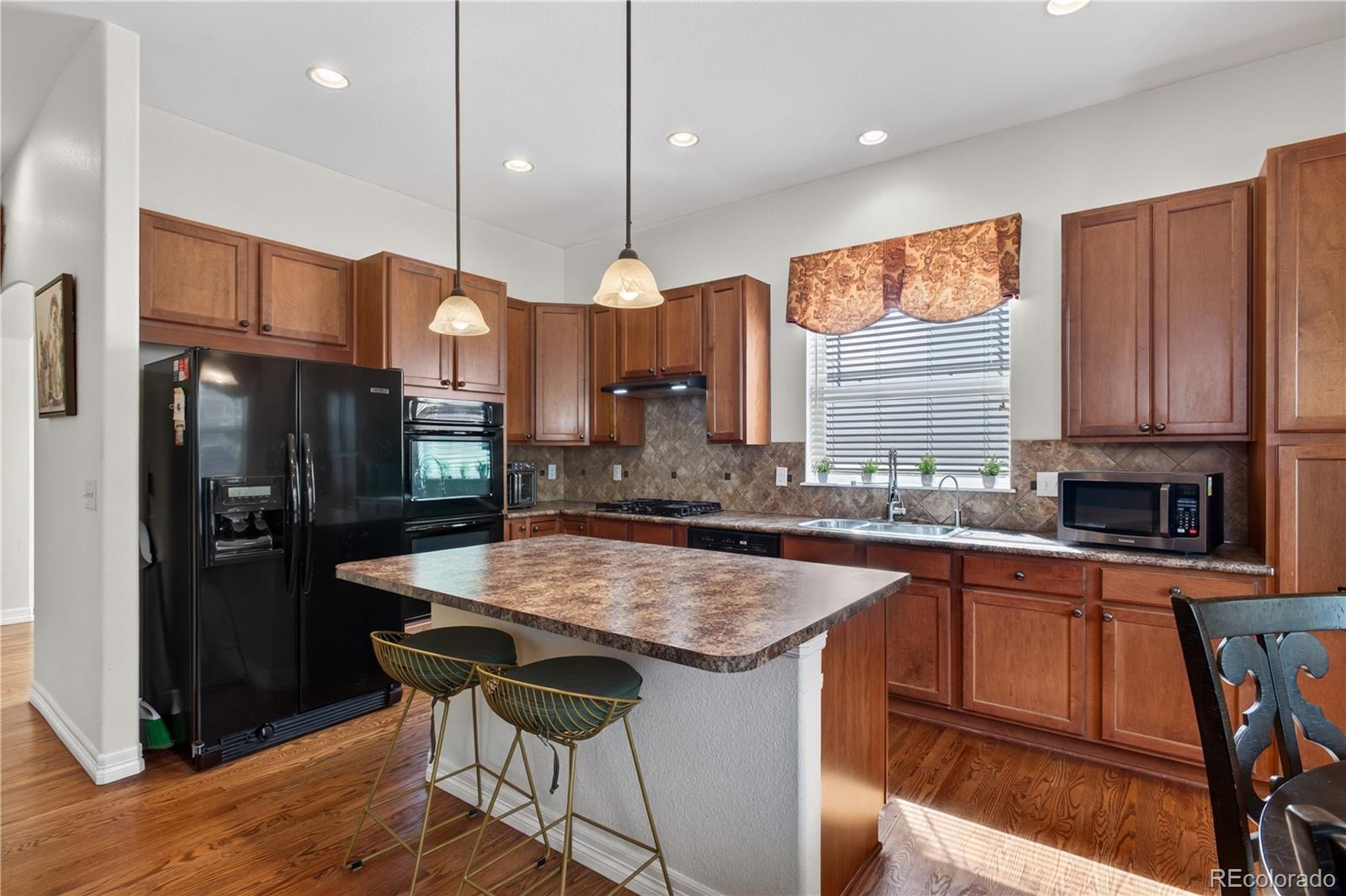 MLS Image #9 for 405 n coolidge way,aurora, Colorado