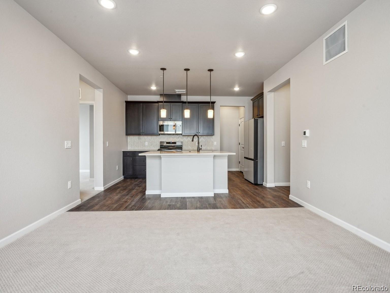 MLS Image #5 for 6153 n ceylon street 207,denver, Colorado