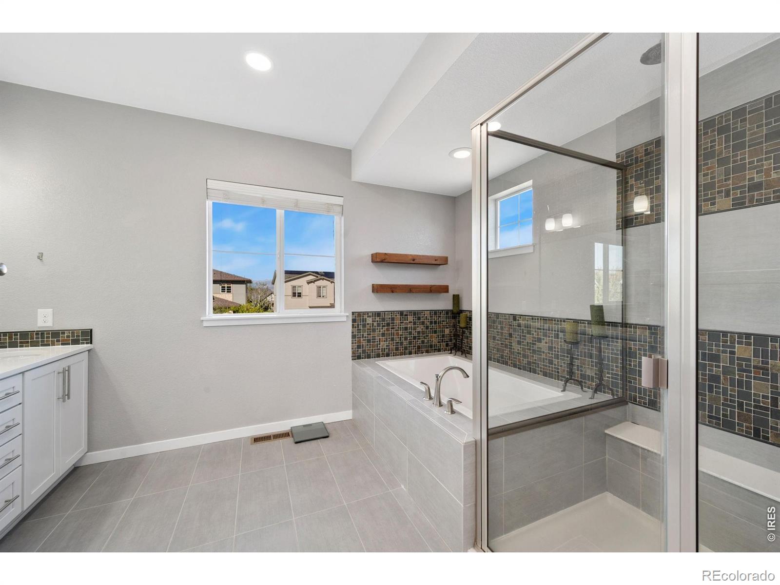 MLS Image #11 for 51  solstice court,erie, Colorado