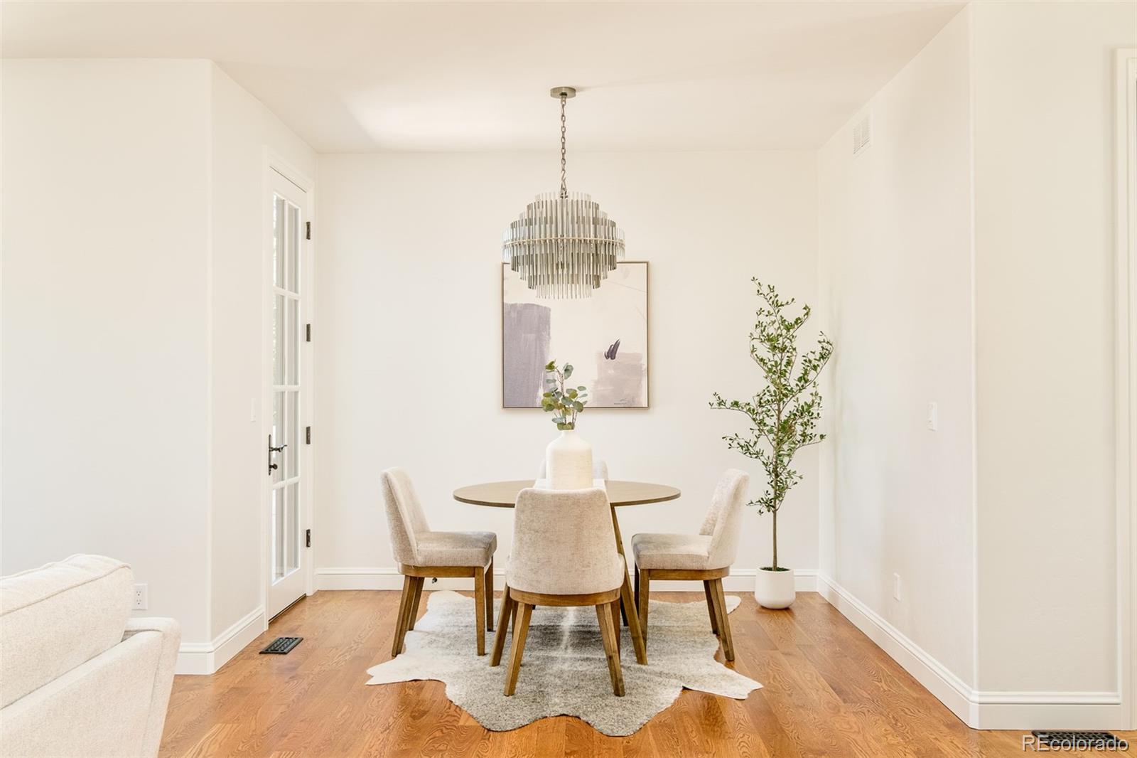 MLS Image #19 for 850 s st paul street,denver, Colorado