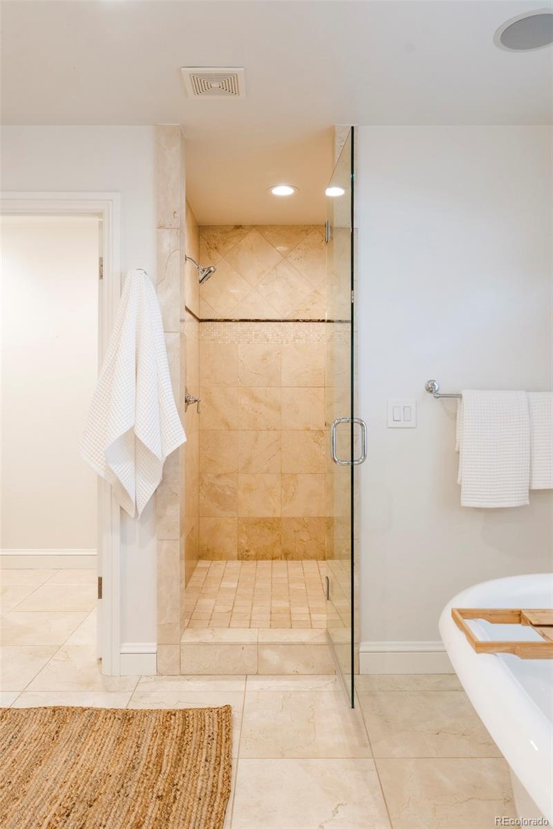MLS Image #38 for 850 s st paul street,denver, Colorado