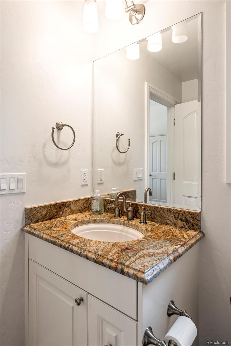 MLS Image #41 for 850 s st paul street,denver, Colorado