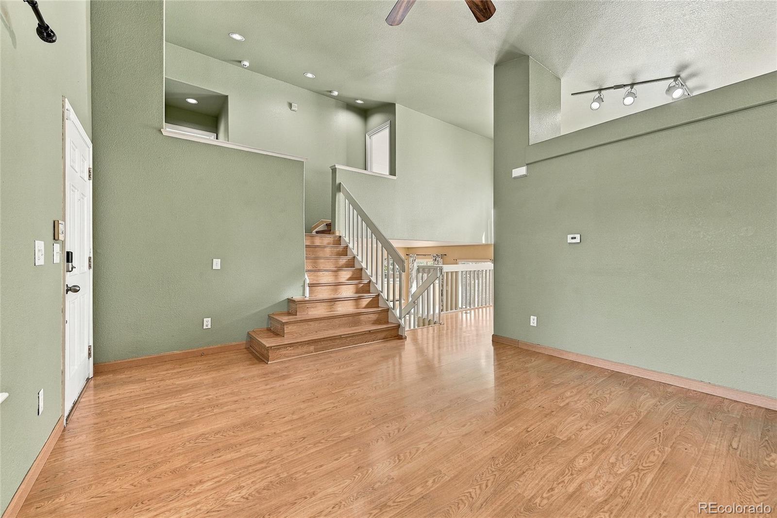 MLS Image #9 for 9706  queenscliffe drive,highlands ranch, Colorado