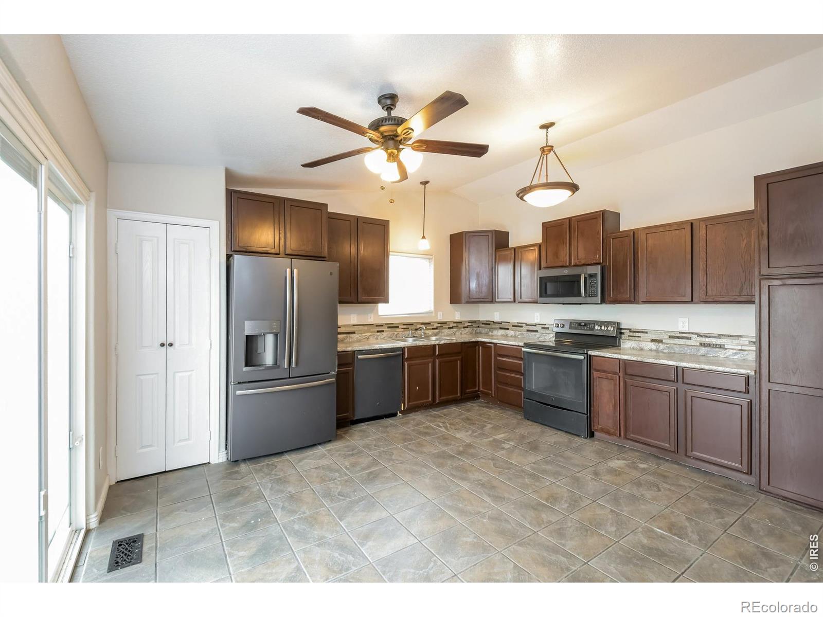 MLS Image #4 for 310 e 28th st ln,greeley, Colorado
