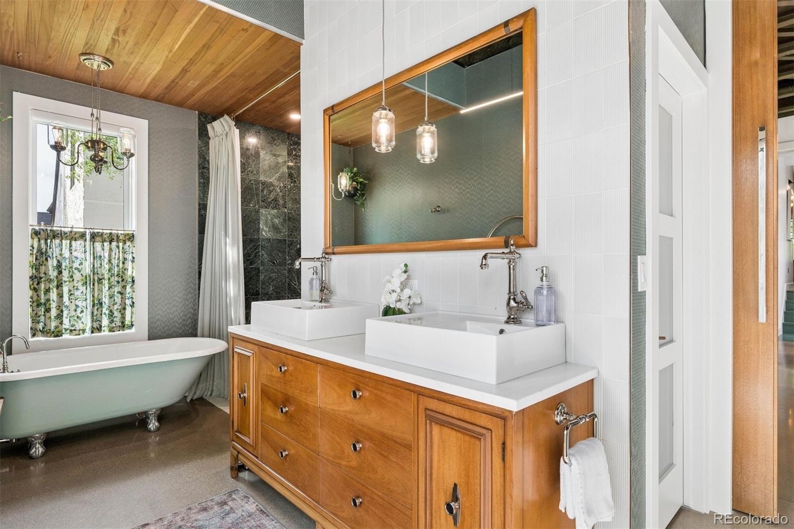 MLS Image #12 for 2324 s columbine street,denver, Colorado