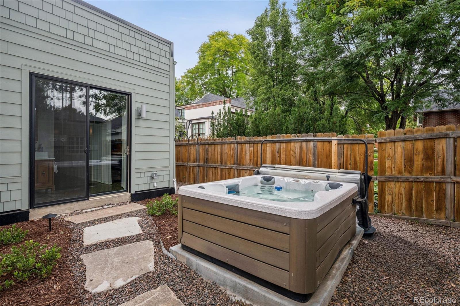 MLS Image #26 for 2324 s columbine street,denver, Colorado